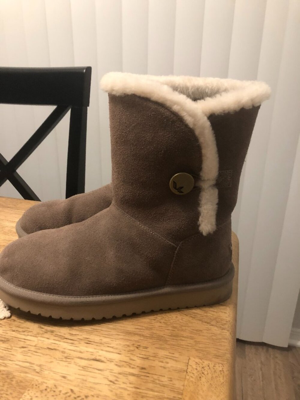 Koolaburra Mauve Shearling Boots Size 7